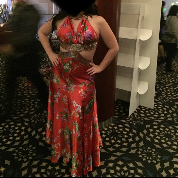 Size 8 floor length gown with cut outs - Picture 1 of 2